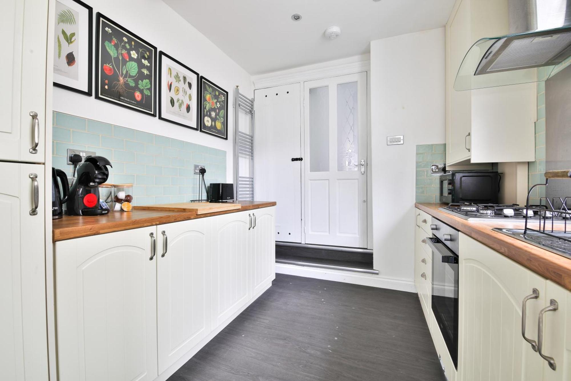 Fresh Cardiff Bay 2 Bedroom House- 3 Tv'S Extérieur photo